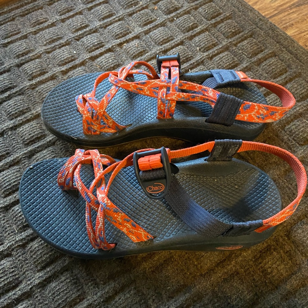 Like new Chaco ZX/2 Cloud Sandal